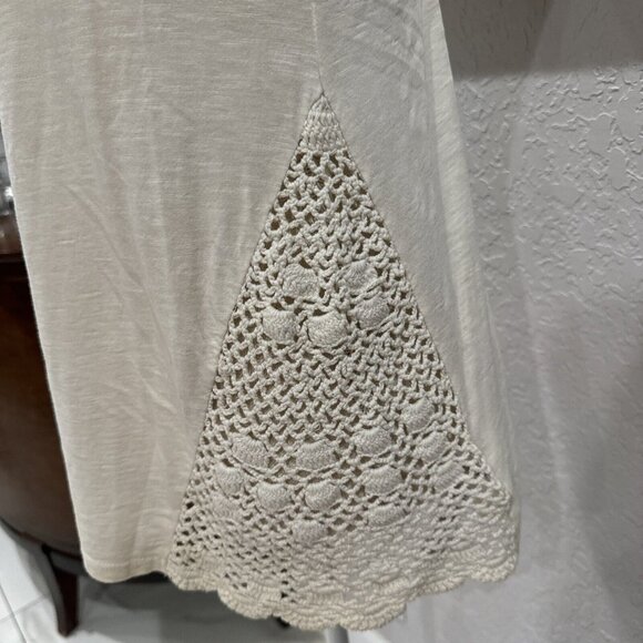 Roxy Womens Crocheted Accent Ivory Tank Top With Adjustable Straps size S - Picture 3 of 9